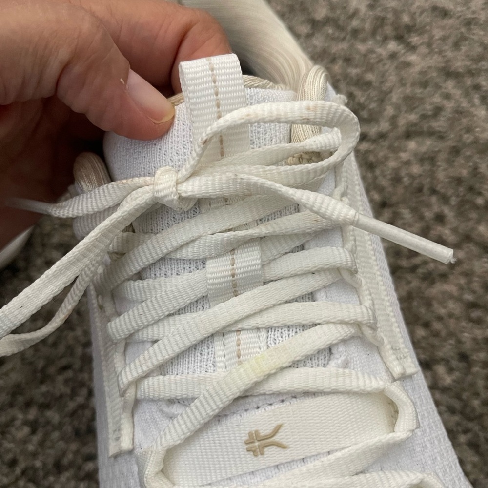 Women’s KURU Atom 2 Athletic Shoes Bright White/ Sand Size 10.5 Medium - Picture 9 of 9